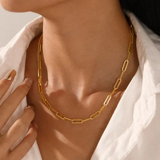 Classic Paper Clip Necklace Paperclip in Gold