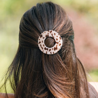 Blonde Tortoise Medium Flat Circle Hair Clip
