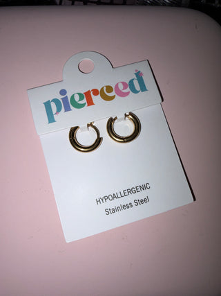 8mm Gold Huggies