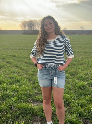 Back Button Breeze Top